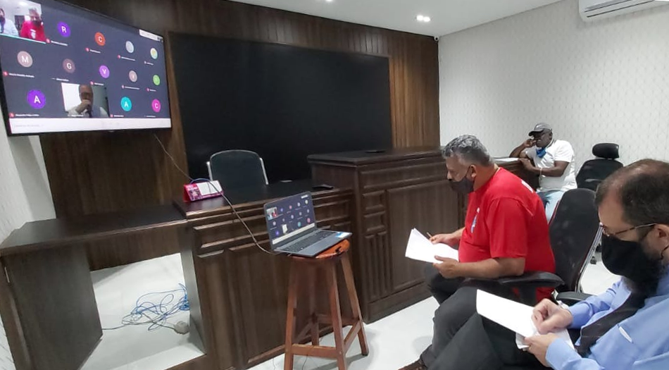 ESTADO DE GREVE NA REVAP CONTINUA