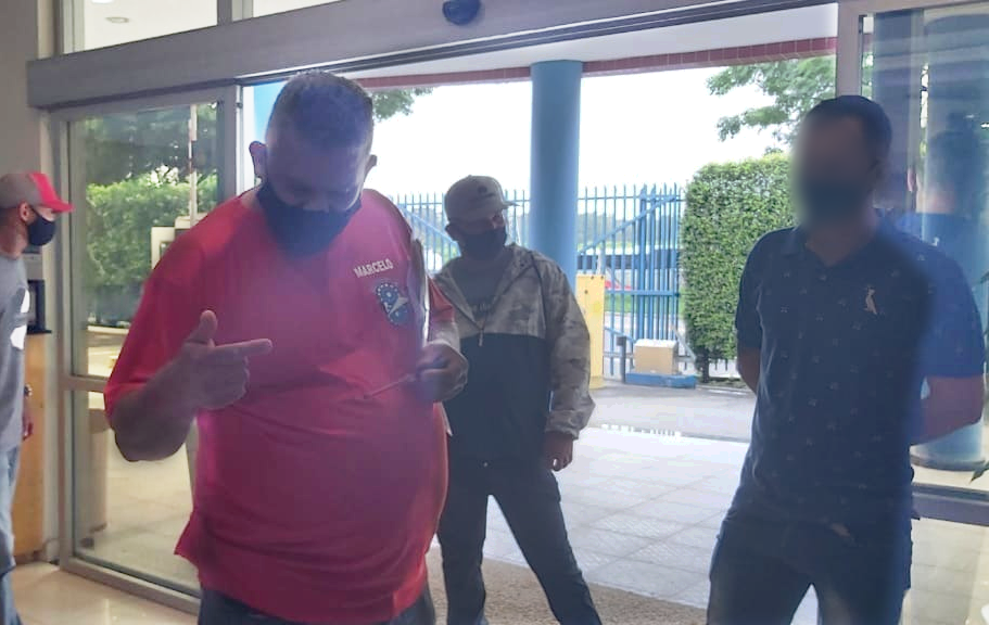 SINTRICOM NOTIFICA TERCEIRIZADA E COBRA PROVIDÊNCIAS DA REVAP PELO NÃO CUMPRIMENTO DE ACORDO COLETIVO