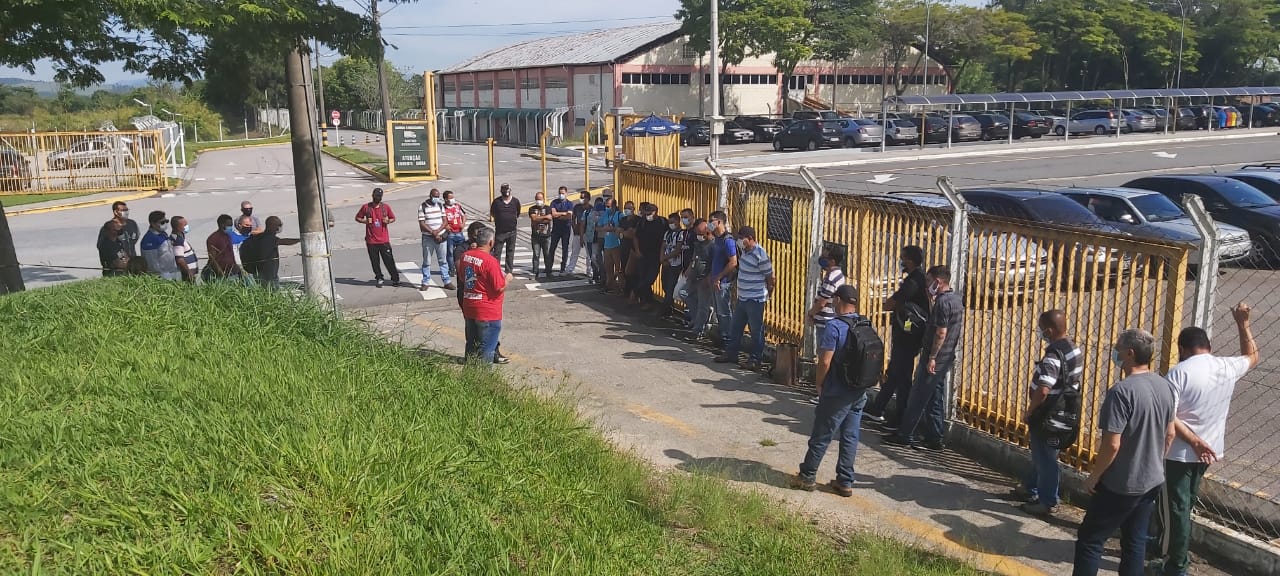 Trabalhadores da COMAU definem com Sintricom pauta de reivindicações
