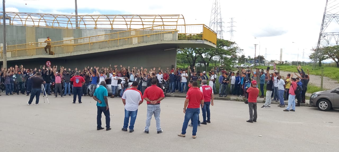 Para cobrar garantias e evitar calote, trabalhadores Método Potencial cruzam os braços por tempo indeterminado na Revap