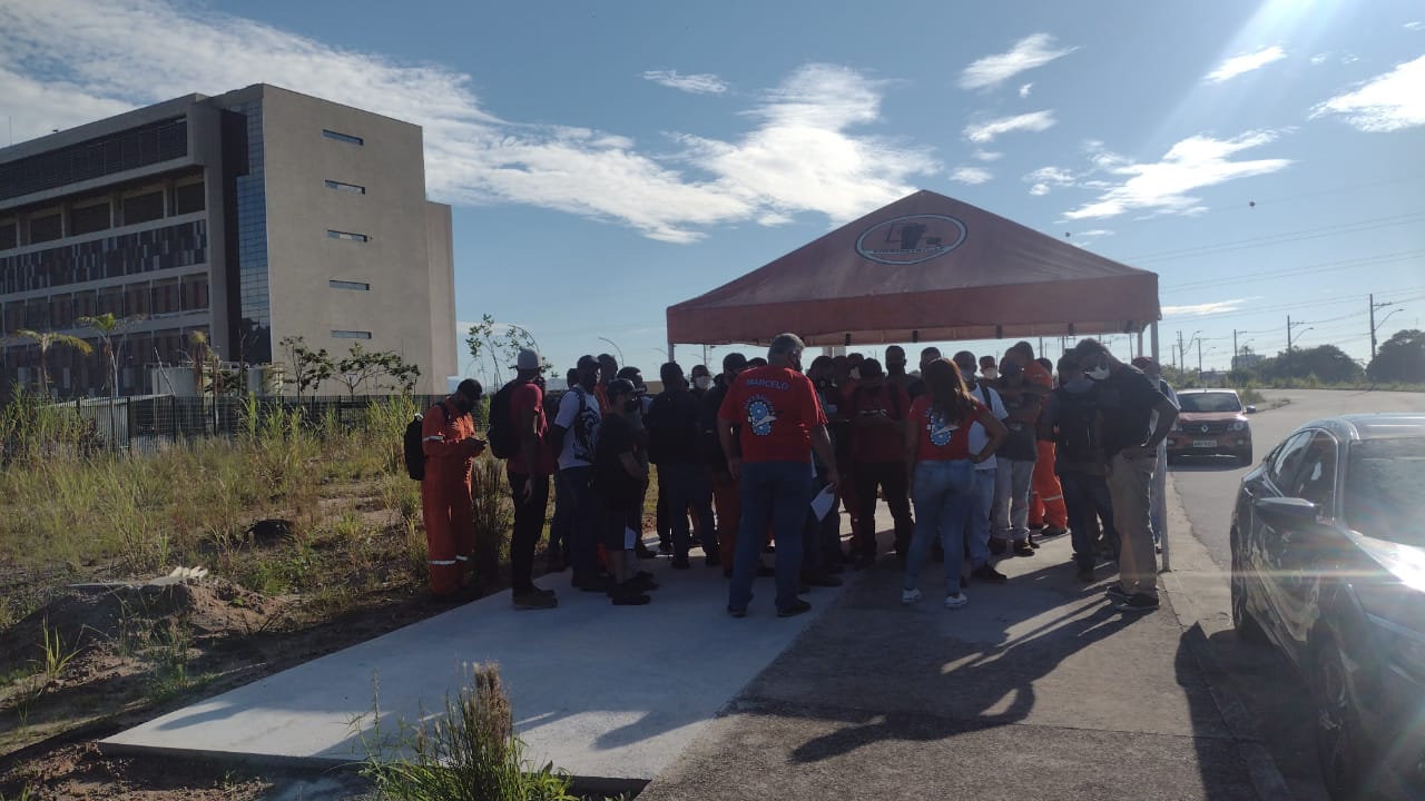 Sintricom intervém e JRM regulariza transporte. Mobilização continua.