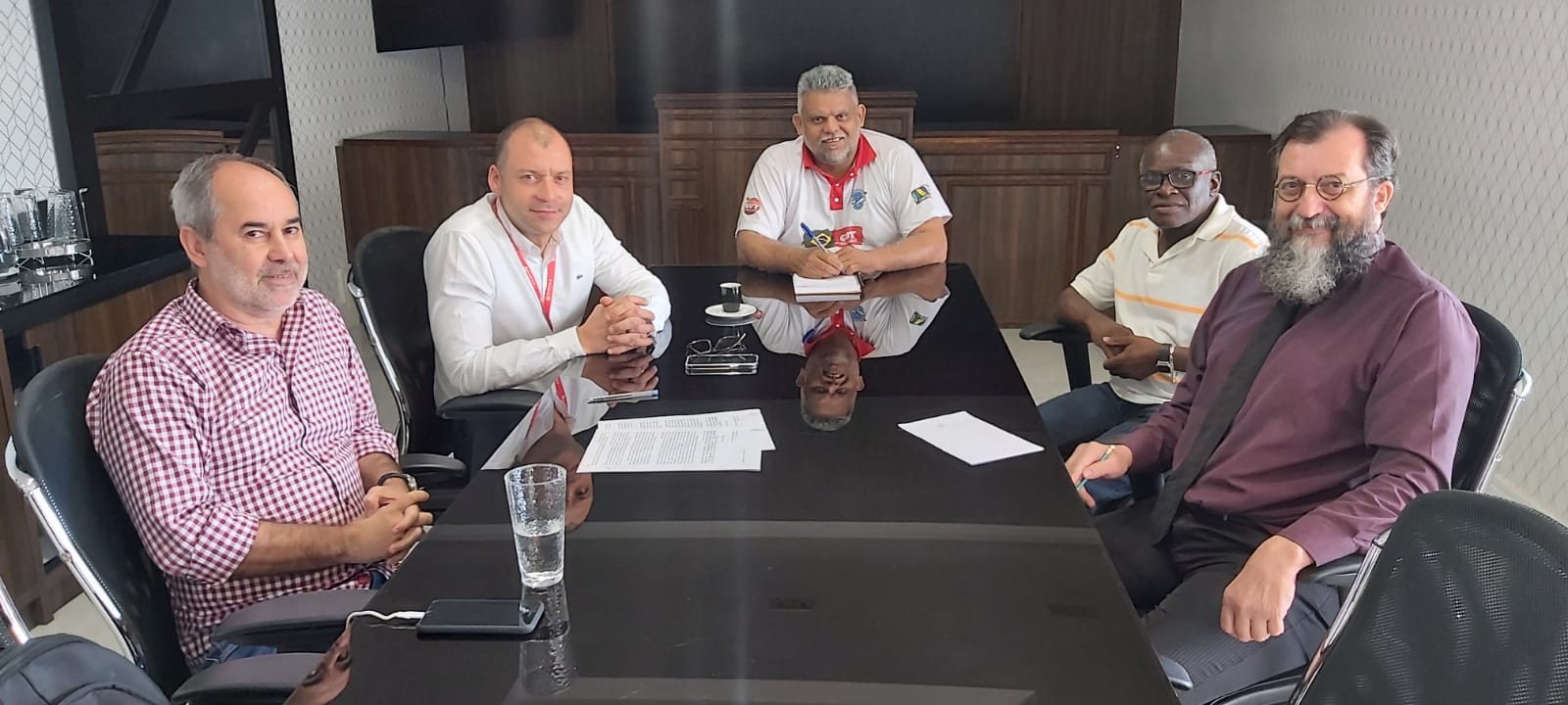 Sintricom e Feticom fazem nova rodada de negociações dos Acordos de Parada e de Rotina na Revap