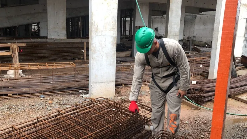 Caraguatatuba já emitiu 324 novos alvarás em 2023 e aponta construção civil em alta