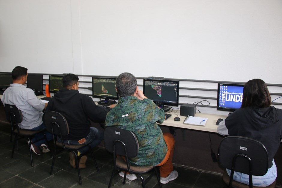 Cursos do programa Portas Abertas ampliam oportunidades em Sjc.