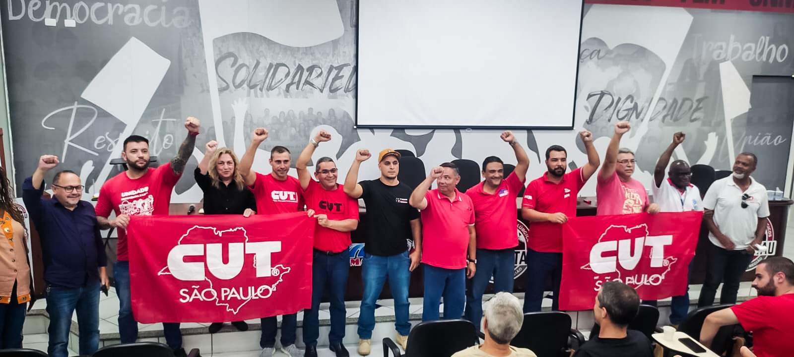 Plenária elege nova coordenação da subsede da CUT do Vale do Paraíba, diretor do Sintricom faz parte da coordenação
