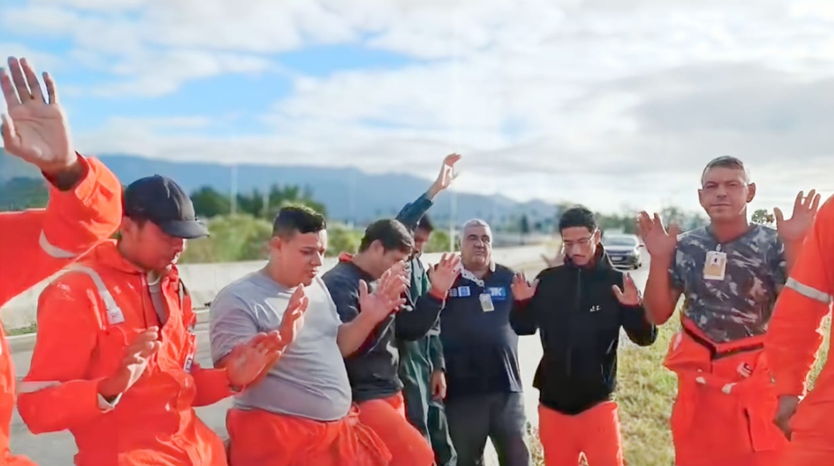 Trabalhadores da Tecnokip na UTGCA retomam greve por tempoindeterminado após não pagamento dos tickets alimentação