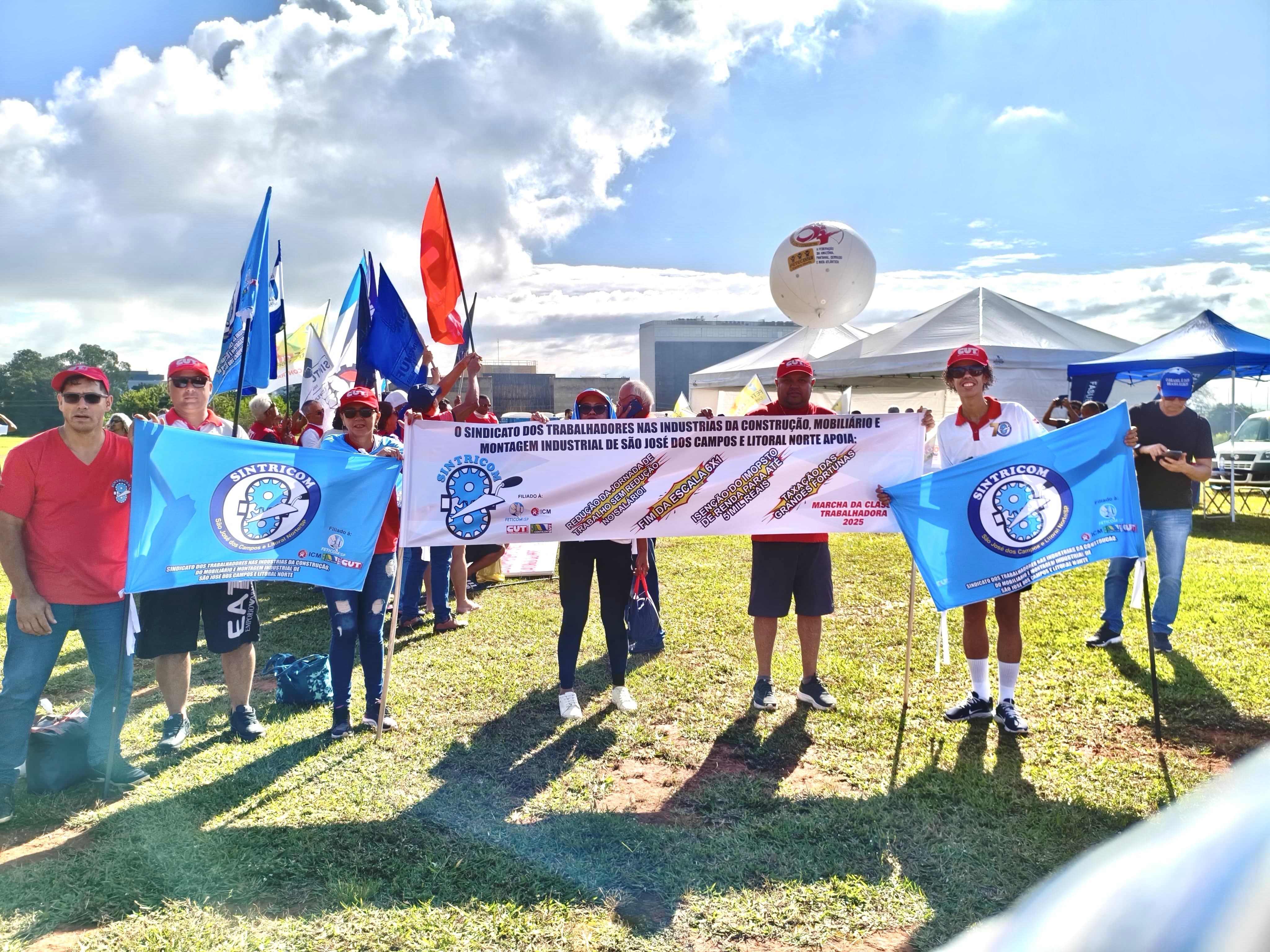 Sintricom participa de Marcha dos Trabalhadores em Brasília em defesa de direitos e melhores condições de trabalho