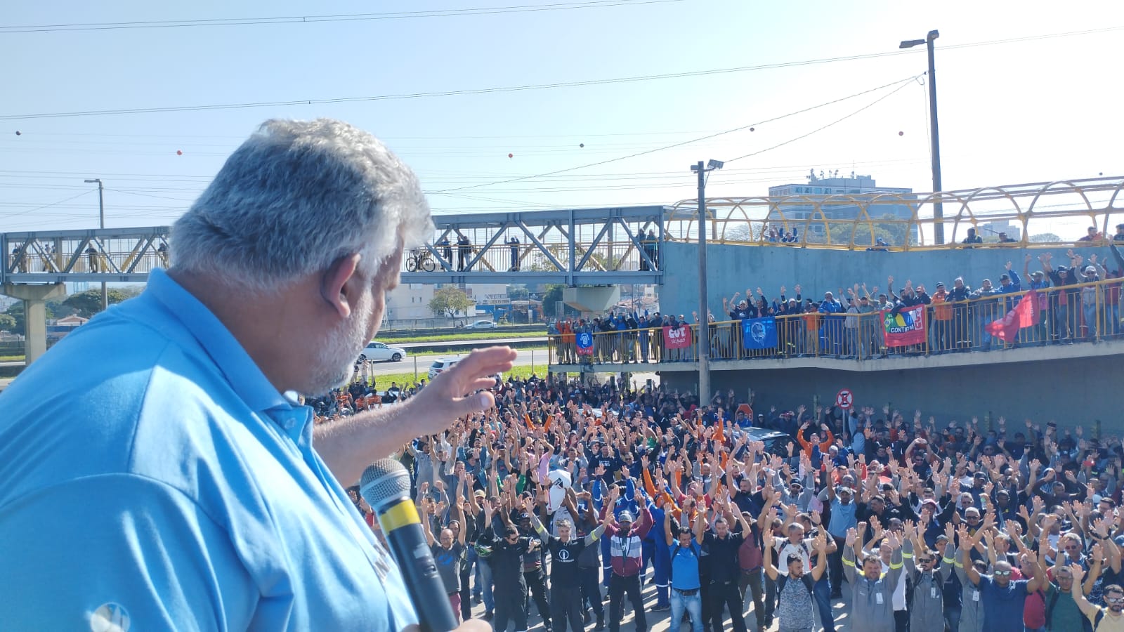 Em assembleia, trabalhadores da Revap rejeitam proposta e deflagram estado de greve